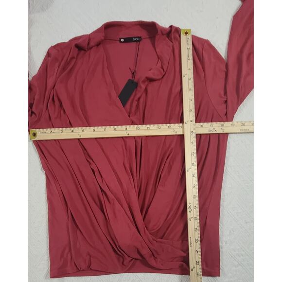 Krisa Surplice women's long sleeve blouse red Size Large Office church polished - Picture 5 of 9